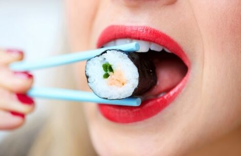 Le menu diététique japonais manque de sushis exotiques, tous les produits sont simples et familiers. 